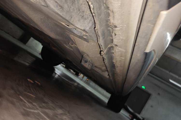 Used Lynk & Co 01 2017 2.0T Two-Wheel Drive Pro Edition Chassis Rear Right