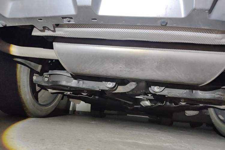 Used Lynk & Co 01 2017 2.0T Four-Wheel Drive Pro Edition Chassis Rear