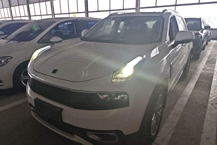Used Lynk & Co 01 2017 2.0T Two-Wheel-Drive Version Guazi used car, China used car export, Used car for sale, Used cars, Cheapest cars for sale