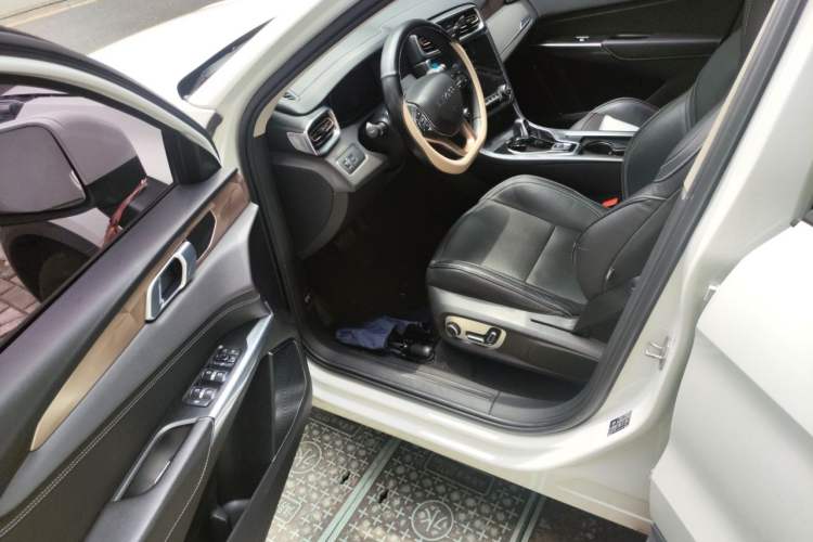 Used Lynk & Co 01 2017 2.0T Two-Wheel Drive Pro Edition Driver Seat