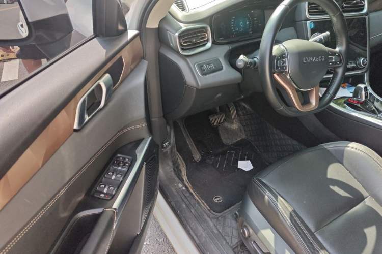 Used Lynk & Co 01 2017 2.0T Two-Wheel Drive Pro Edition Driver Seat