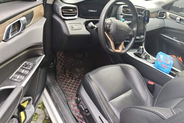 Used Lynk & Co 01 2017 2.0T Two-Wheel Drive Pro Edition Driver Seat