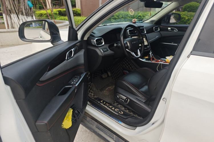 Used Lynk & Co 01 2017 2.0T Four-Wheel Drive Pro Edition Driver Seat