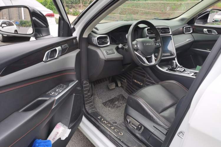 Used Lynk & Co 01 2017 2.0T Four-Wheel Drive Pro Edition Driver Seat