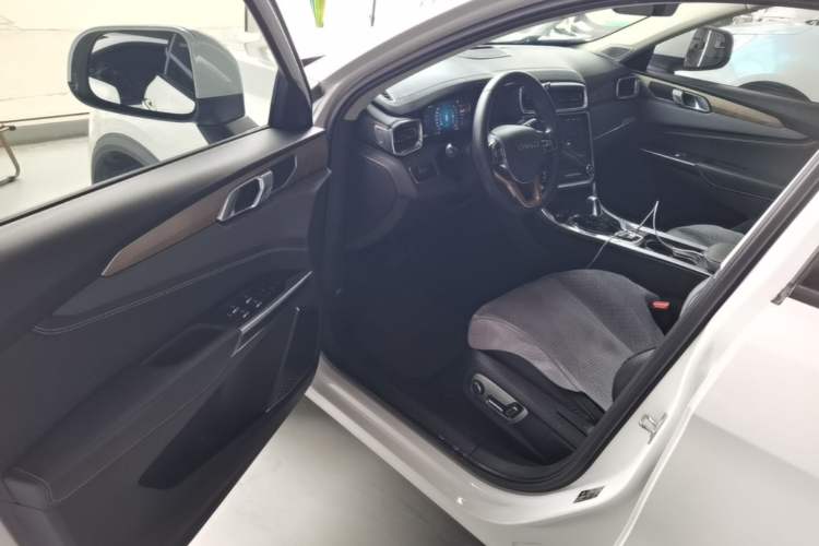 Used Lynk & Co 01 2017 2.0T Two-Wheel Drive Pro Edition Driver Seat