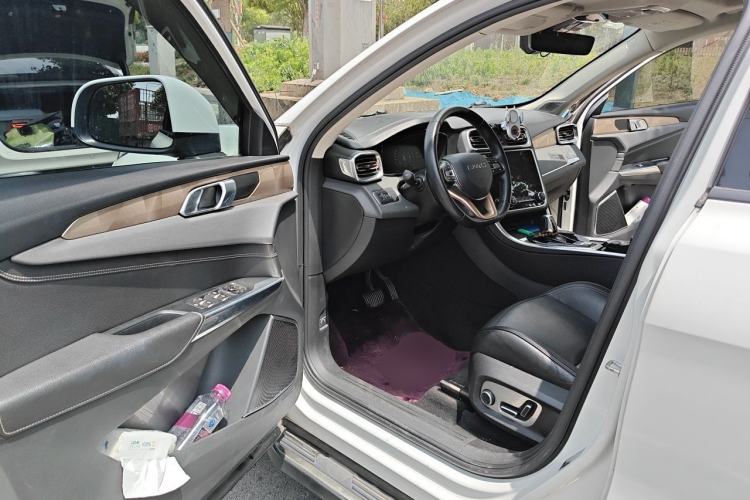 Used Lynk & Co 01 2017 2.0T Two-Wheel Drive Pro Edition Driver Seat