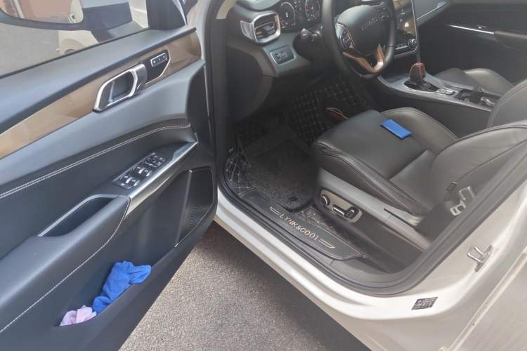 Used Lynk & Co 01 2017 2.0T Two-Wheel Drive Pro Edition Driver Seat