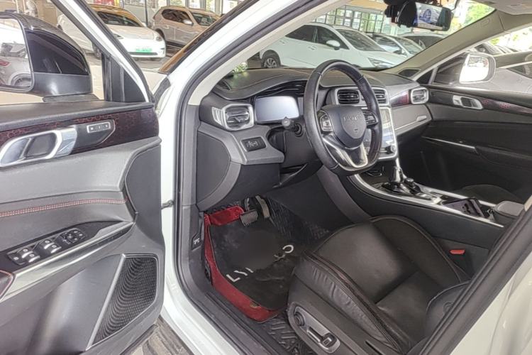 Used Lynk & Co 01 2017 2.0T Four-Wheel Drive Pro Edition Driver Seat