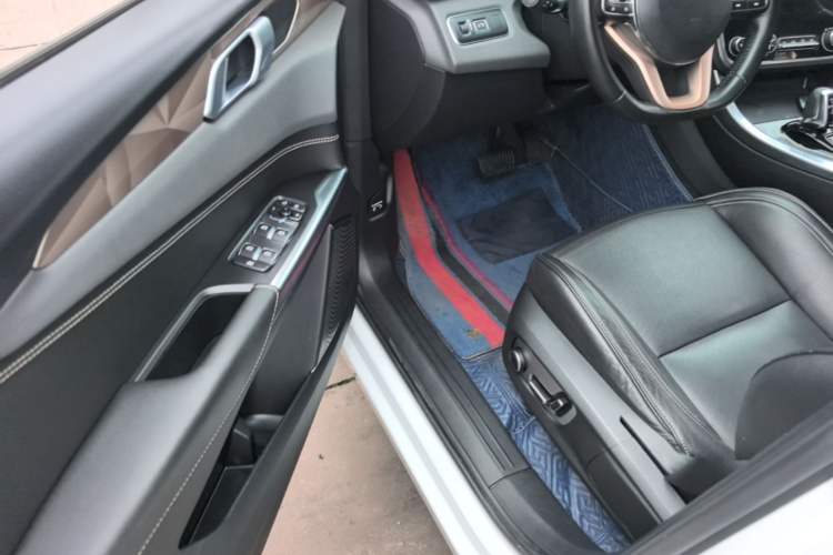 Used Lynk & Co 01 2017 2.0T Two-Wheel Drive Pro Edition Driver Seat