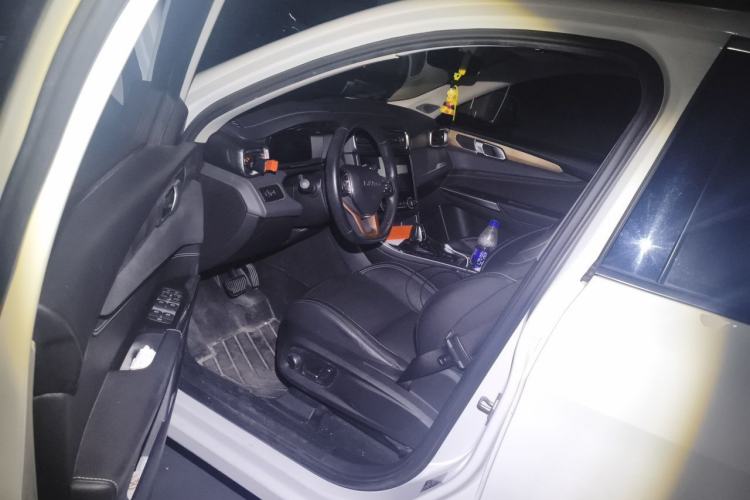 Used Lynk & Co 01 2017 2.0T Two-Wheel Drive Pro Edition Driver Seat