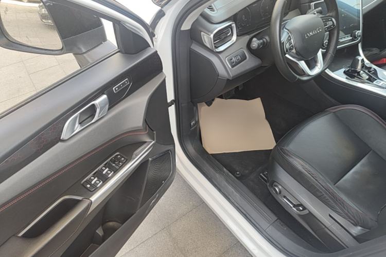 Used Lynk & Co 01 2017 2.0T Four-Wheel Drive Pro Edition Driver Seat