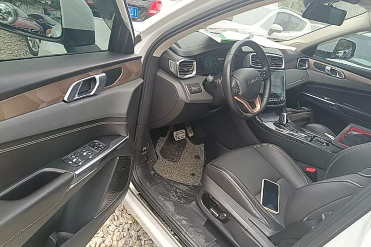 Used Lynk & Co 01 2017 2.0T Two-Wheel-Drive Version Driver Seat