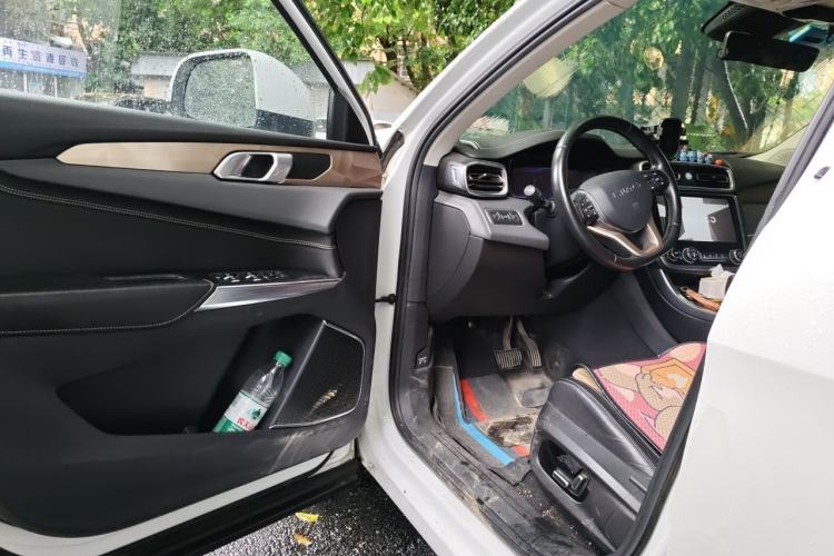 Used Lynk & Co 01 2017 2.0T Two-Wheel-Drive Version Driver Seat