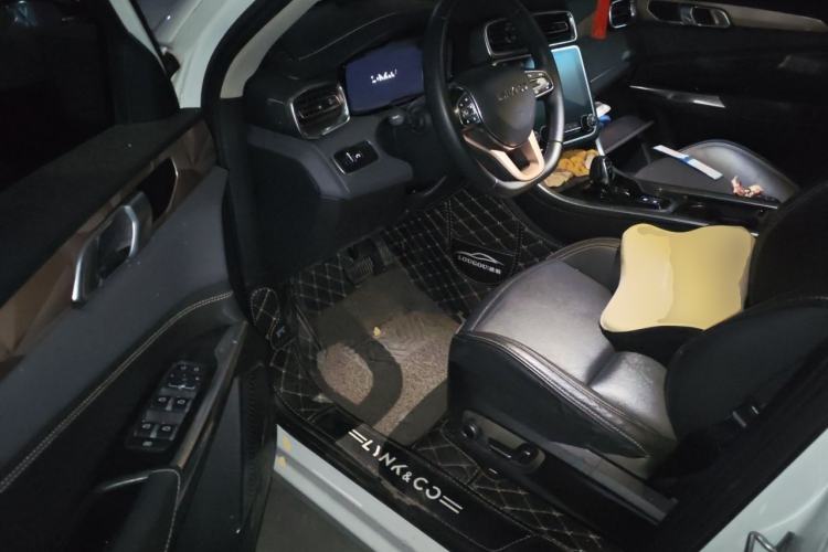 Used Lynk & Co 01 2017 2.0T Two-Wheel Drive Pro Edition Driver Seat