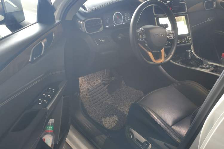 Used Lynk & Co 01 2017 2.0T Two-Wheel Drive Pro Edition Driver Seat