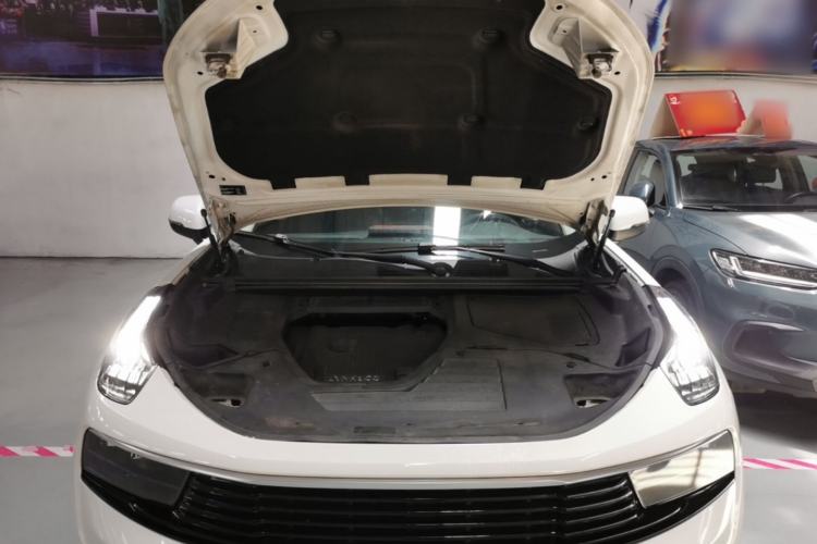Used Lynk & Co 01 2017 2.0T Two-Wheel Drive Pro Edition Engine Bay