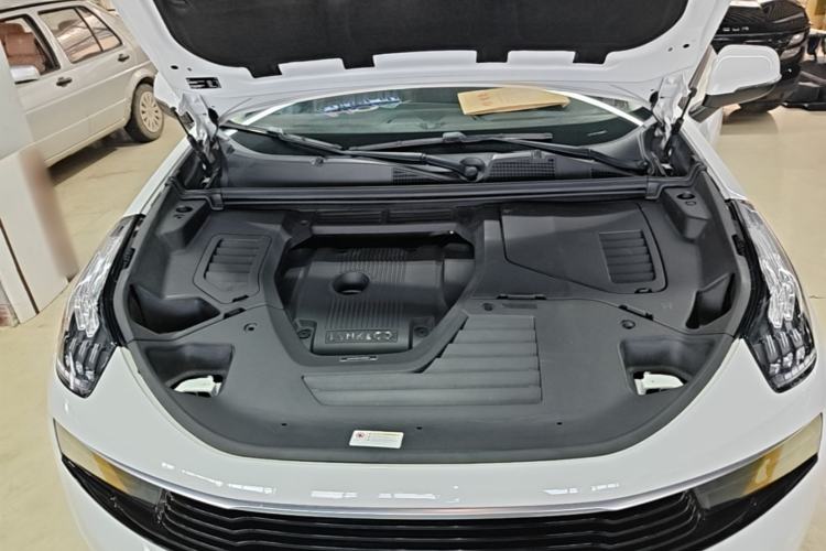 Used Lynk & Co 01 2017 2.0T Two-Wheel Drive Pro Edition Engine Bay