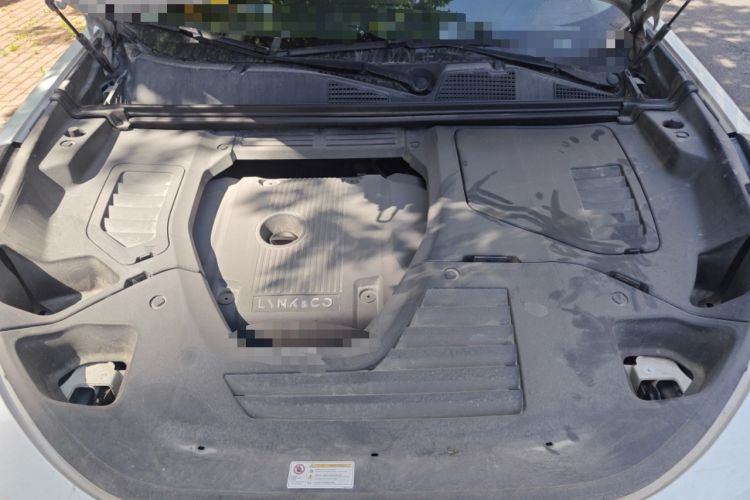 Used Lynk & Co 01 2017 2.0T Two-Wheel Drive Pro Edition Engine Bay