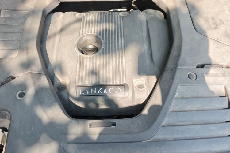 Used Lynk & Co 01 2017 2.0T Two-Wheel Drive Pro Edition Engine Bay