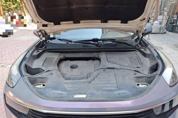 Used Lynk & Co 01 2017 2.0T Two-Wheel Drive Pro Edition Engine Bay