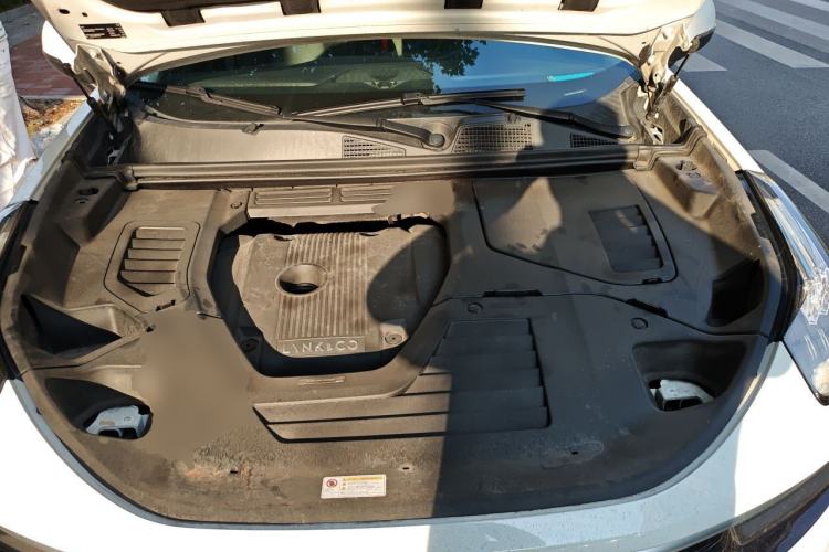 Used Lynk & Co 01 2017 2.0T Two-Wheel Drive Pro Edition Engine Bay
