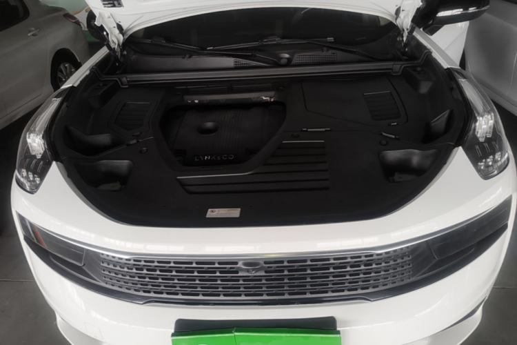 Used Lynk & Co 01 2017 2.0T Four-Wheel Drive Pro Edition Engine Bay