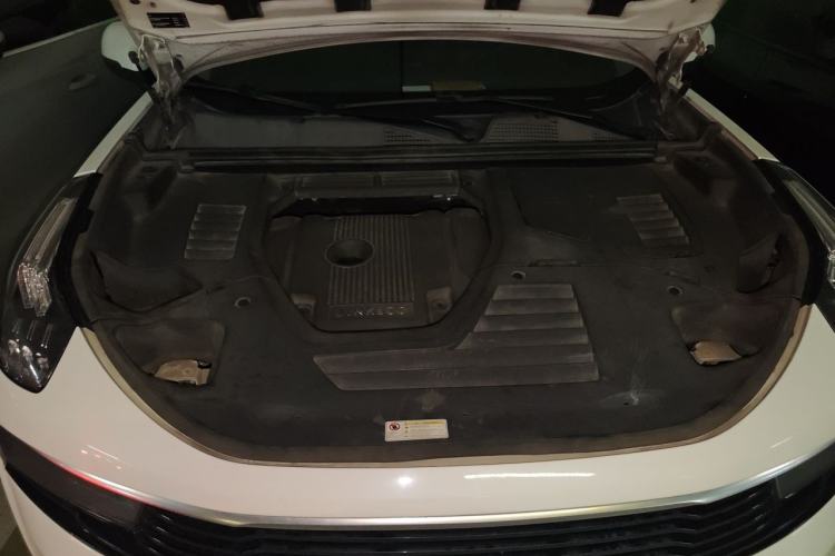 Used Lynk & Co 01 2017 2.0T Two-Wheel Drive Pro Edition Engine Bay