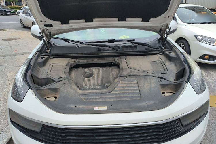 Used Lynk & Co 01 2017 2.0T Two-Wheel Drive Pro Edition Engine Bay