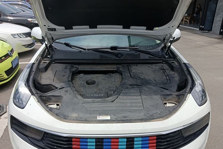 Used Lynk & Co 01 2017 2.0T Two-Wheel Drive Pro Edition Engine Bay