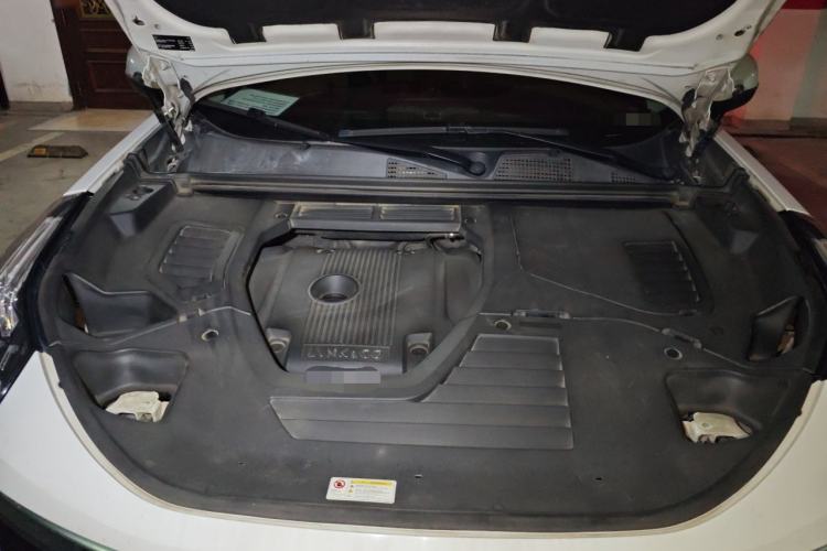 Used Lynk & Co 01 2017 2.0T Two-Wheel Drive Pro Edition Engine Bay