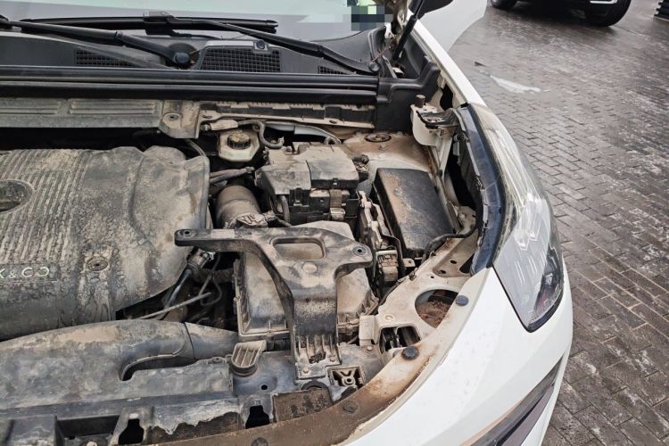 Used Lynk & Co 01 2017 2.0T Two-Wheel Drive Pro Edition Engine Bay Left