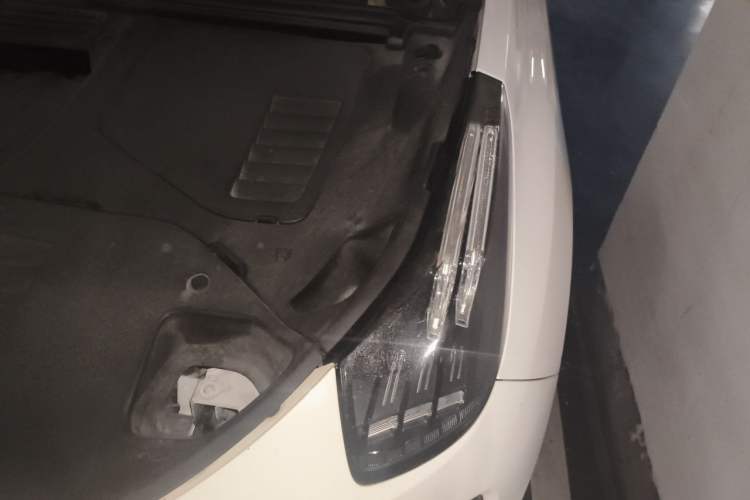 Used Lynk & Co 01 2017 2.0T Two-Wheel Drive Pro Edition Engine Bay Left