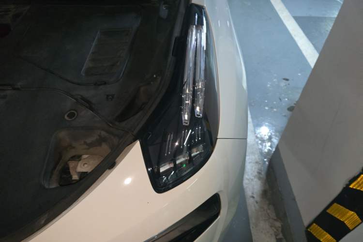 Used Lynk & Co 01 2017 2.0T Two-Wheel Drive Pro Edition Engine Bay Left