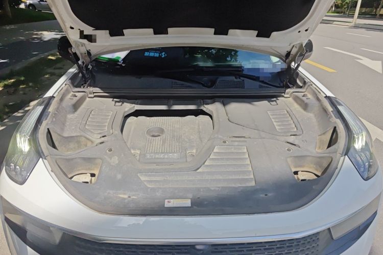Used Lynk & Co 01 2017 2.0T Four-Wheel Drive Pro Edition Engine Bay