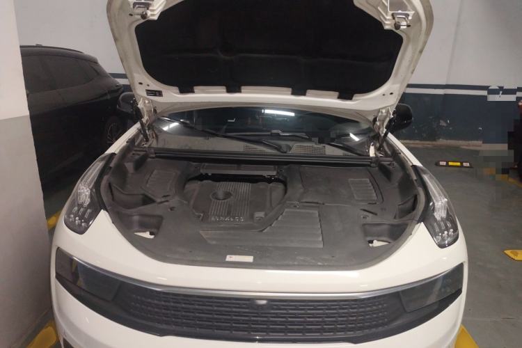 Used Lynk & Co 01 2017 2.0T Four-Wheel Drive Pro Edition Engine Bay