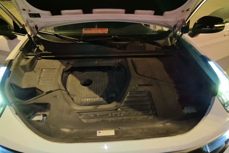 Used Lynk & Co 01 2017 2.0T Four-Wheel Drive Pro Edition Engine Bay