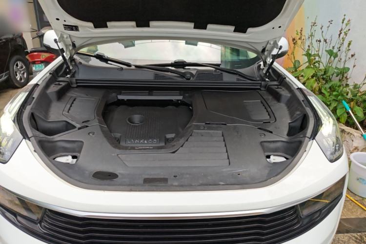 Used Lynk & Co 01 2017 2.0T Two-Wheel Drive Pro Edition Engine Bay