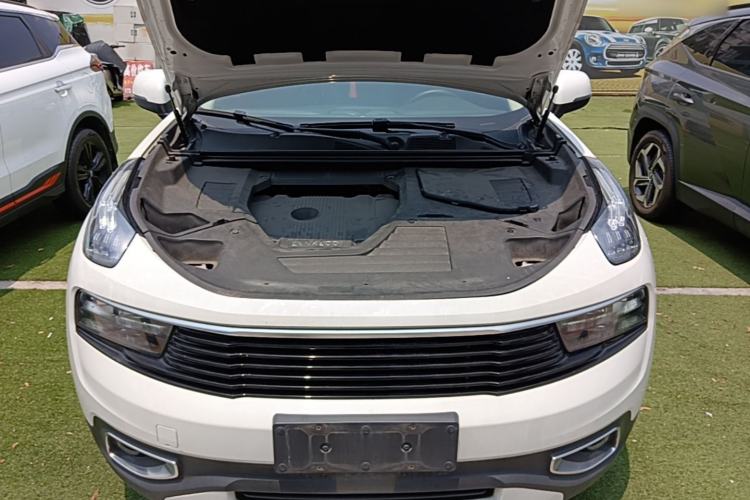 Used Lynk & Co 01 2017 2.0T Two-Wheel Drive Pro Edition Engine Bay