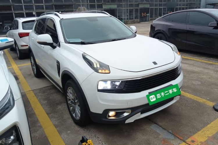 Used Lynk & Co 01 2017 2.0T Two-Wheel-Drive Version Exterior 1
