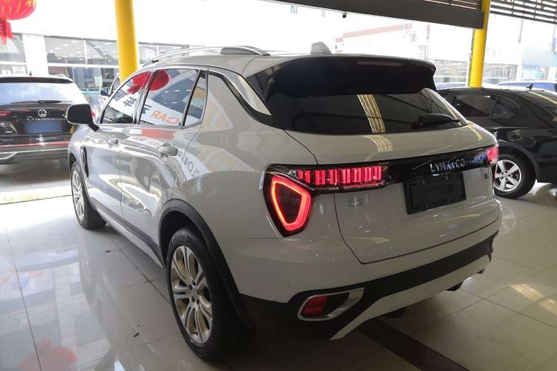 Used Lynk & Co 01 2017 2.0T Two-Wheel Drive Pro Edition Exterior 2