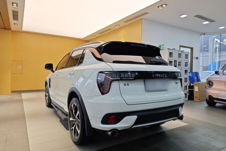 Used Lynk & Co 01 2017 2.0T Four-Wheel Drive Pro Edition Exterior 2