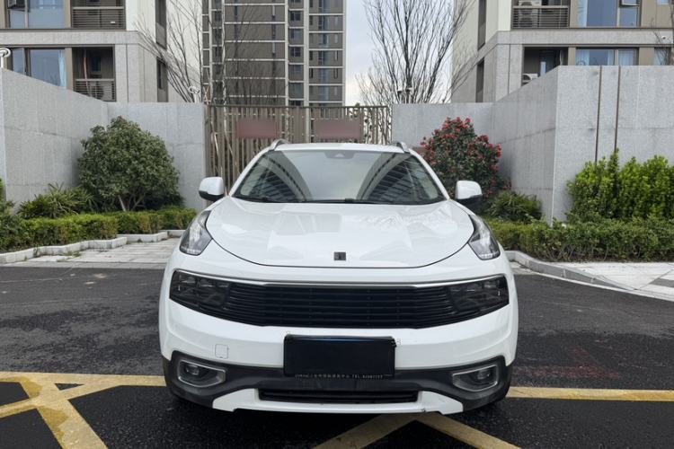 Used Lynk & Co 01 2017 2.0T Two-Wheel Drive Pro Edition Exterior 3