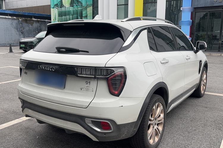 Used Lynk & Co 01 2017 2.0T Two-Wheel Drive Pro Edition Exterior 3