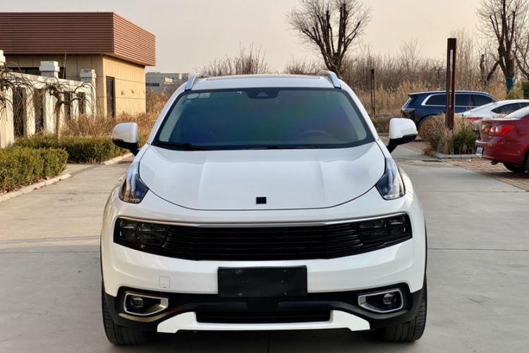 Used Lynk & Co 01 2017 2.0T Two-Wheel Drive Pro Edition Exterior 3