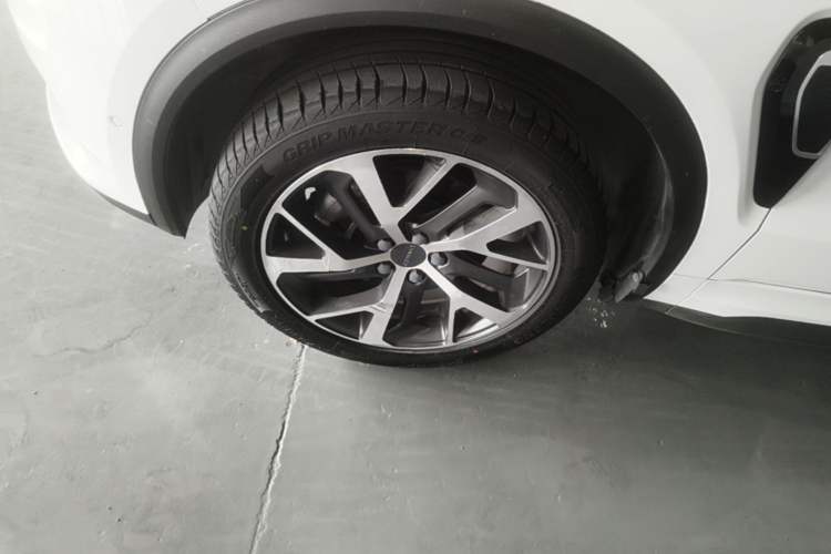 Used Lynk & Co 01 2017 2.0T Four-Wheel Drive Pro Edition Exterior 4