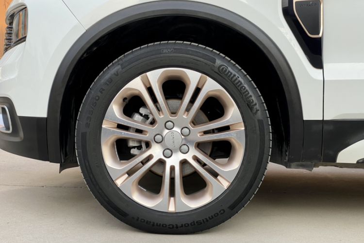 Used Lynk & Co 01 2017 2.0T Two-Wheel Drive Pro Edition Exterior 4