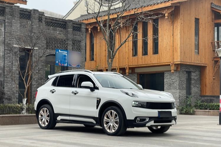Used Lynk & Co 01 2017 2.0T Two-Wheel Drive Pro Edition Exterior 4
