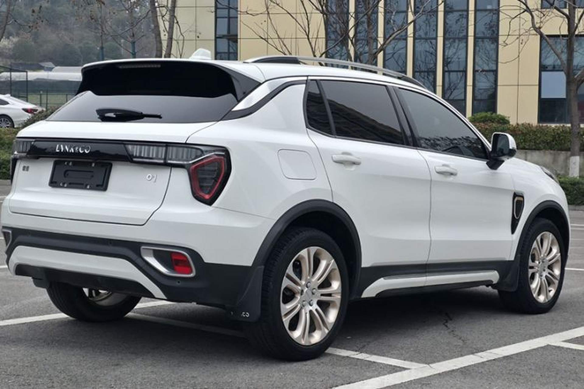 Used Lynk & Co 01 2017 2.0T Two-Wheel Drive Pro Edition Exterior 4