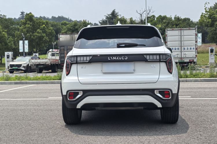 Used Lynk & Co 01 2017 2.0T Two-Wheel Drive Pro Edition Exterior 4