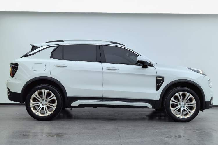 Used Lynk & Co 01 2017 2.0T Two-Wheel Drive Pro Edition Exterior 6